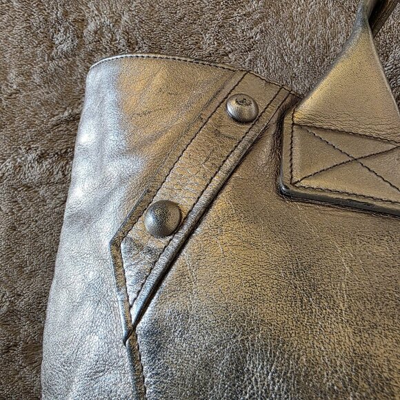 Authentic Salvatore Ferragamo Metallic Leather Gancini Tote – Made in Italy - Picture 16 of 16